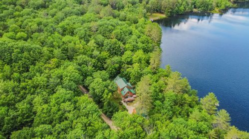 98 Spruce Ln, Greenwood, ME 04255-3626