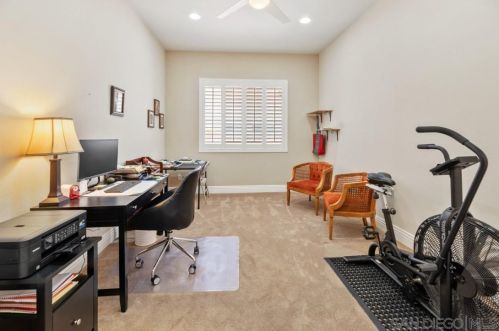 1464 Stanislaus Dr, Chula Vista CA  91913-1478 exterior