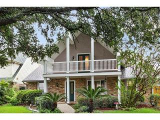 4533 Chateau Dr, Metairie, LA 70002-1509