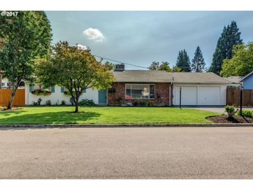 121 69th St, Vancouver, WA 98665-8442