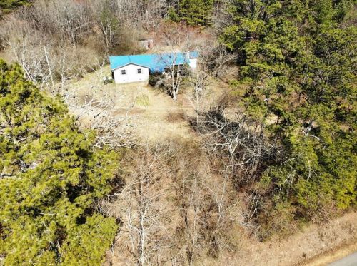 1335 Morgan Dairy Rd, Cave Spring, GA 30124-2556