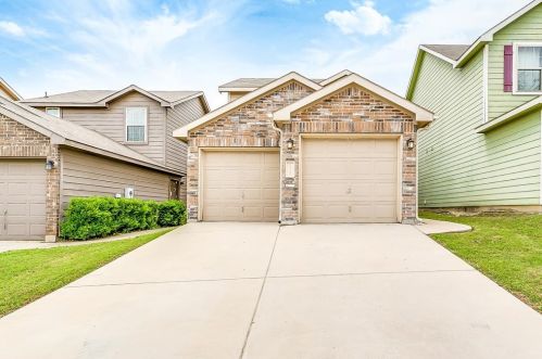 10745 Deauville Dr, Fort Worth TX  76108-4629 exterior