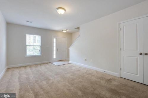 4512 Potomac Highlands Cir, Triangle VA  22172-1791 exterior