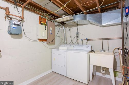 221 Baden St, Silver Spring MD 20901-4839 exterior