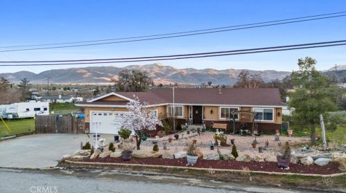 22547 Mariposa Rd, Tehachapi, CA 93561-7960