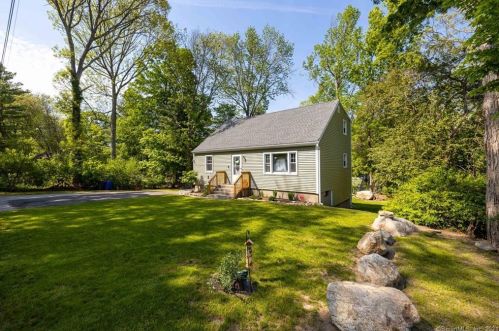 116 Edgemere Rd, Coventry, CT 06238-1914