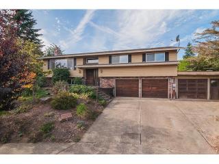 14710 Gayle Ct, Portland, OR 97267-3120