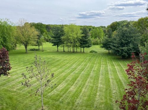 748 50, Valpo IN  46385-8929 exterior