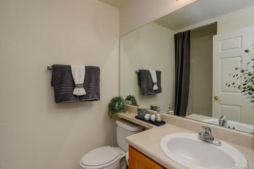 7756 Biloxi Way, Denver CO exterior