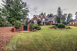1861 Lancaster Dr, Conyers, GA 30013-6440