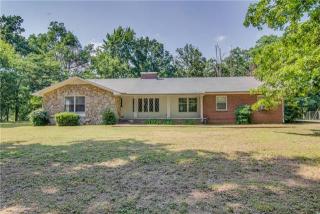 851 Columbia Hwy, Hohenwald, TN 38462-2476
