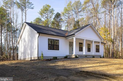6014 Stubbs Bridge Rd, Mineral, VA 23117-9643