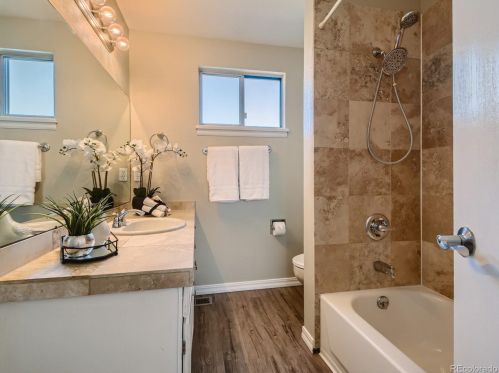 1660 Ensenada Way, Aurora CO 80013-3704 exterior