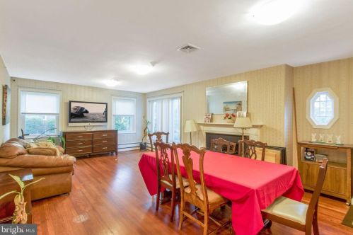 12606 Meadowood Dr, Silver Spring MD 20904-2928 exterior