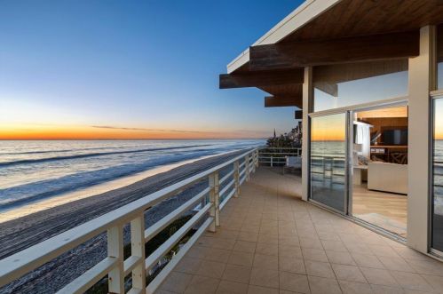2681 Ocean St, Carlsbad, CA 92008-2238