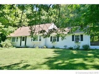 10 Chiswick Ln, Winsted, CT 06063-1110