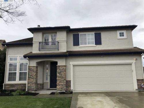5599 Asterwood Dr, Pleasanton, CA 94568-7681