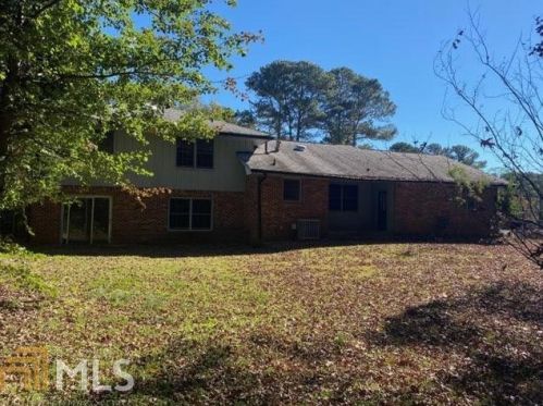 1089 Sherrington Dr, Stone Mountain, GA 30083-5339