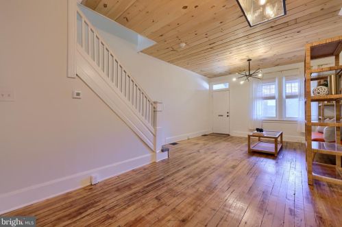 914 Plum St, Lancaster PA  17602-1938 exterior
