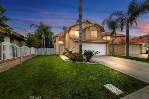 8003 Townsend Dr, Riverside, CA 92509-0138