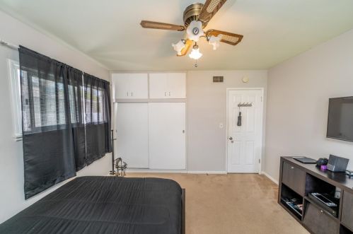 5318 Rochester St, Riverside CA  92504-2136 exterior