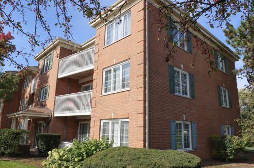110 Day St, Hanover Park, IL 60108-2958
