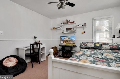 1176 Spruce Ave, Shady Side MD 20764-9562 exterior