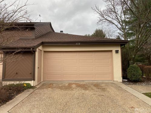 573 Sayre Dr, Princeton NJ  08540-5857 exterior