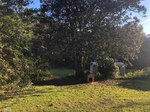 261 Adams St, Tennille, GA 31089-1104