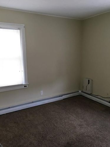 60 Steuben St, Providence, RI 02909-3117