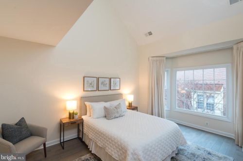 8527 2 Ave, Silver Spring MD 20910-2151 exterior