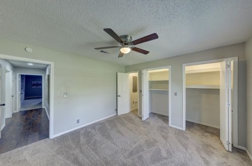 2029 Pond Shore Dr, Angleton TX 77515-7483 exterior