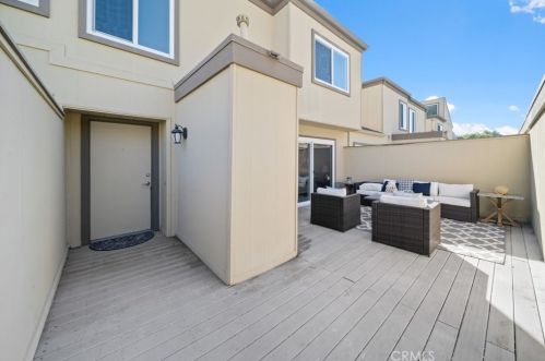 10553 Caminito Basswood, San Diego, CA 92131-1704