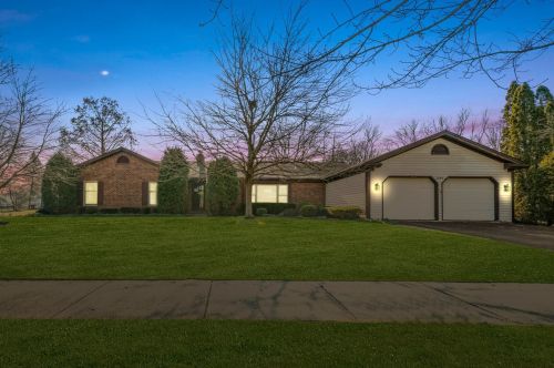 1644 Pinehurst Ln, Homewood, IL 60422-1971