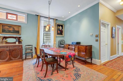 430 42 St, Philadelphia PA 19104-0044 exterior