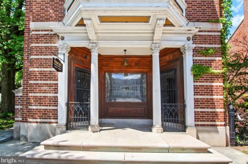 429 Market St, York, PA 17401-3892