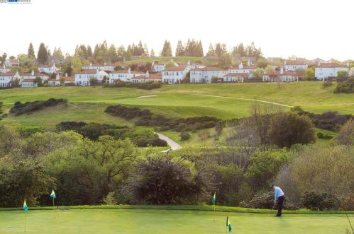 422 Skyline Dr, San Ramon, CA 94583-1272