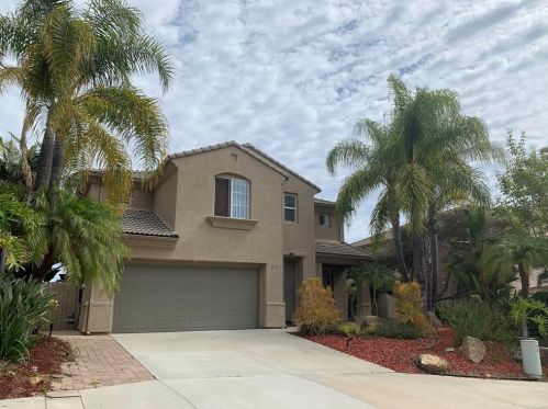 210 Falcon Pl, San Marcos, CA 92069-6893