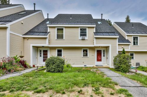 7 Canoe Dr, Concord, NH 03303-1521