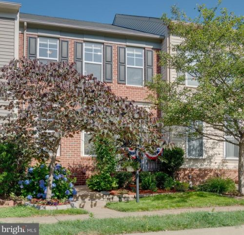 9033 Ribbon Falls Loop, Bristow, VA 20136-6133