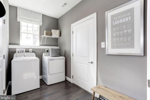 4416 Grandview Rd, Hanover PA 17331-9753 exterior