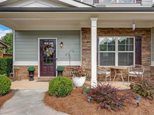200 Porter Pl, Jefferson, GA 30549-3256