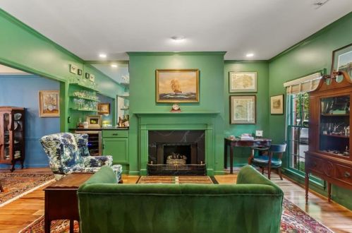 39 Lullwater Rd, Atlanta, GA 30307-1237