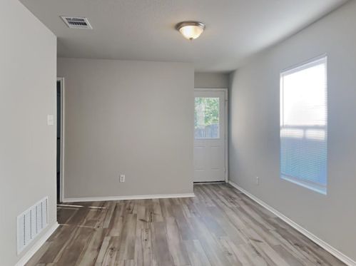 5836 Parkview Hills Ln, Fort Worth TX  76179-3797 exterior