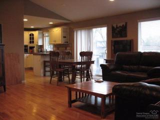 2783 Hope Dr, Bend, OR 97701-7664