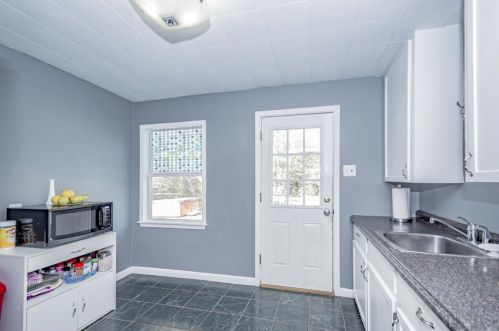 649 Lorrain St, Angleton TX 77515-3409 exterior