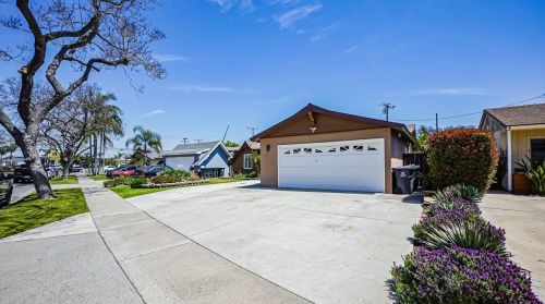 1929 Griset Pl, Santa Ana, CA 92704-4622