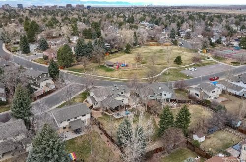 5696 Kenton Ct, Englewood CO 80111-3944 exterior