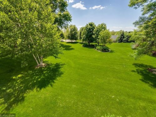 3274 Camelot Dr, Saint Paul MN  55125-2754 exterior
