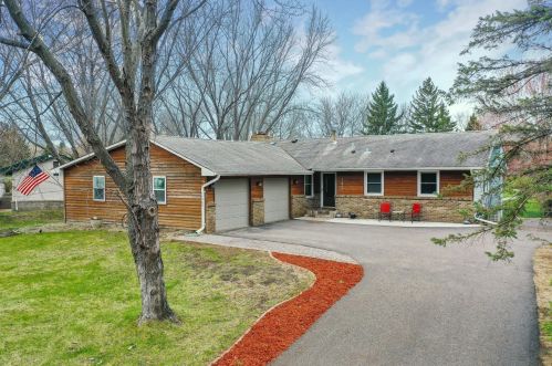 11964 Zion St, Minneapolis MN  55433-1813 exterior